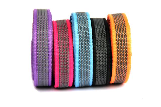 Поводок цветной Onega с латексом 15мм/200см