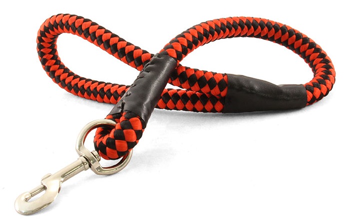 Поводок-водилка Triol 18х500мм sh150