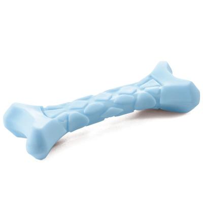 Игрушка косточка для щенков голубая Triol термопластичная резина 10.5см