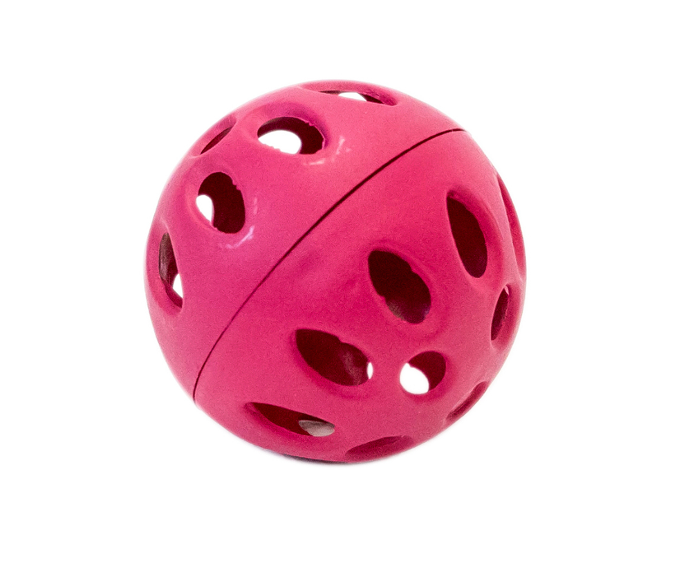Игрушка мяч пластмассовый для кошек рубиновый Дарэленд 4.5см