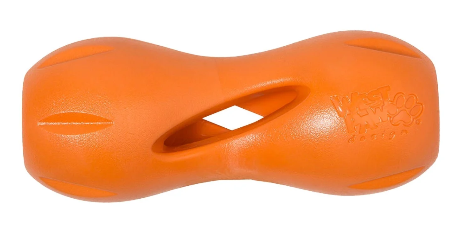 Игрушка гантель для лакомств собак оранжевая West paw zogoflex qwizl р.l 17х7см